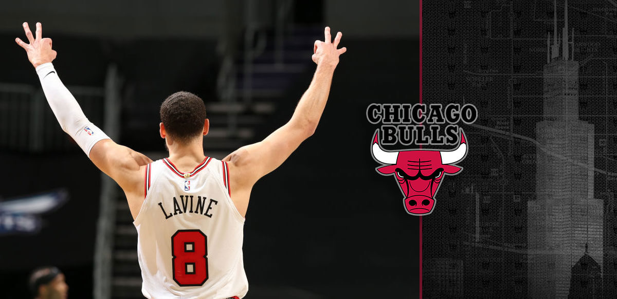 Zach Lavine With Bulls Background