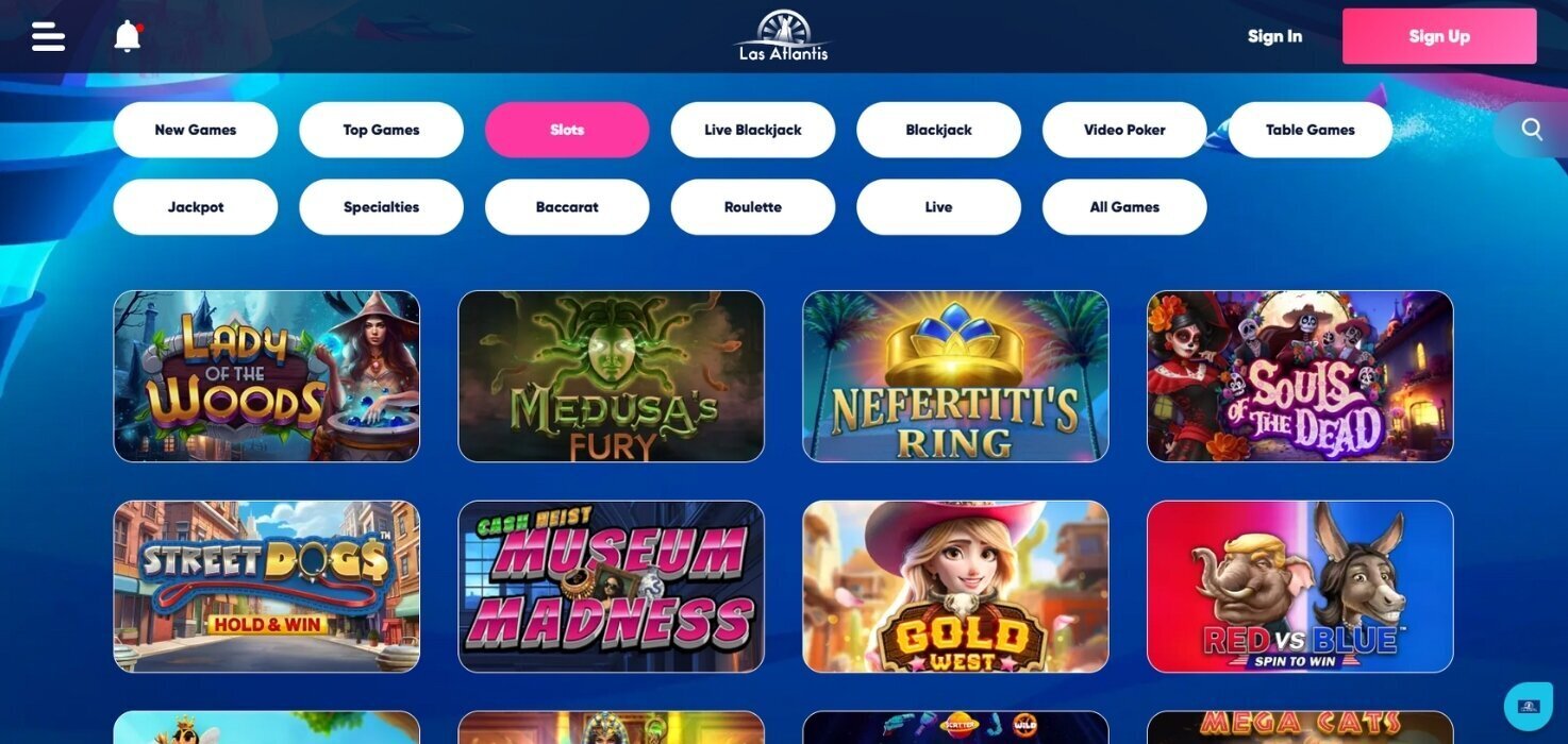 Las Atlantis Casino interface featuring the slot game selection.