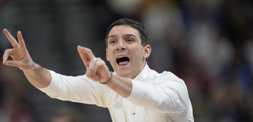 Photo of Mark Daigneault shouting instructions to his team while playing Utah Jazz on February 6th, 2024.