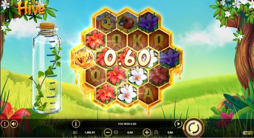 Screenshot of The Hive low-volatility slot gameplay.