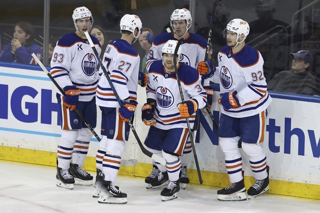 Alberta government considering expanding sports betting to include private operators.