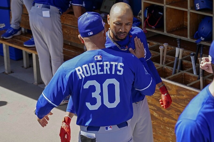 Dave Roberts, Dodgers Close on New Contract Extension