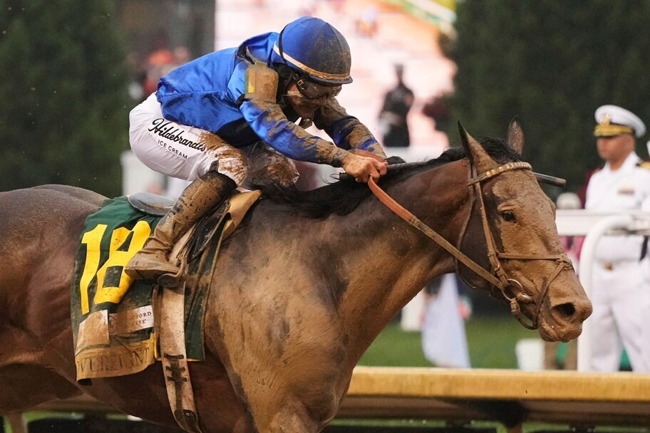 Sovereignty crosses the line to win the Kentucky Derby.