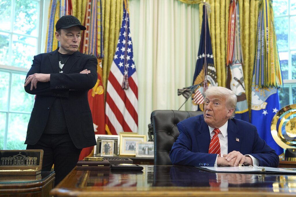Donald Trump vs. Elon Musk Betting Odds: Who Wins a Fight?