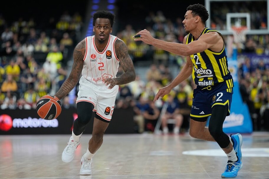 Massive College Hoops Scandal Breaks, 20 Charged With Point Shaving