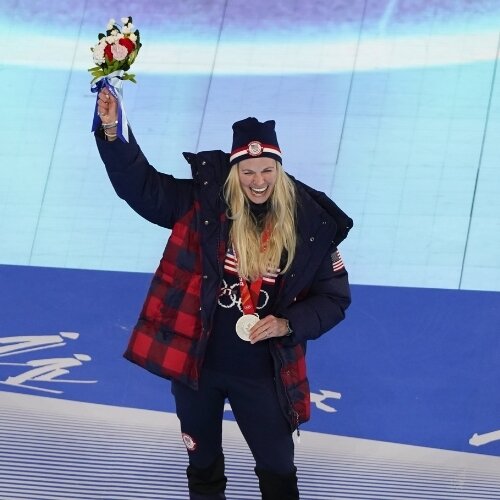 olympic_advocate_jessie_diggins_silver_medal[1]