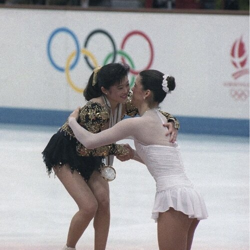 olympic_advocate_kristi_yamaguchi_gold[1]