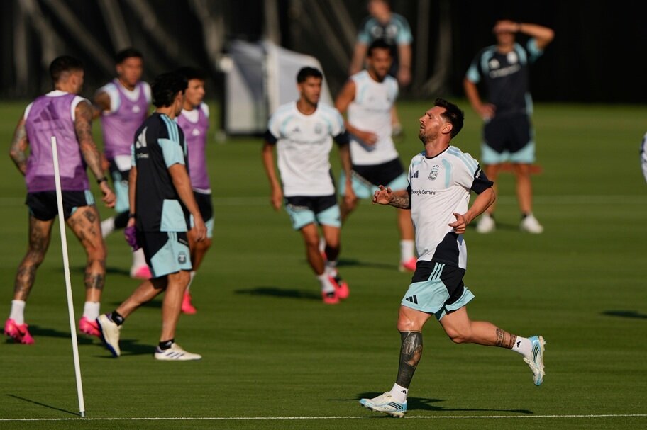 FIFA World Cup Group J Betting Preview: Odds, Analysis, and Predictions