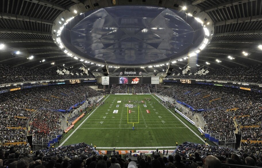 CFL vs. NFL Differences – What Rules Are Different?