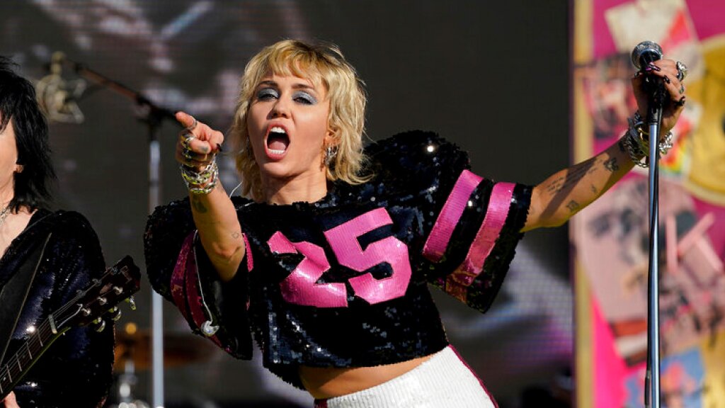 Super Bowl 61 Halftime Show Rumors: Headliner Predictions, Odds, & Prop Bets