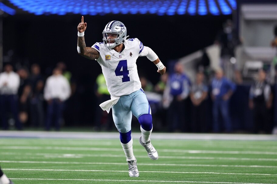 MNF Week 7 Betting Preview: Cowboys vs. Eagles Predictions, Prop Bets, & Parlay