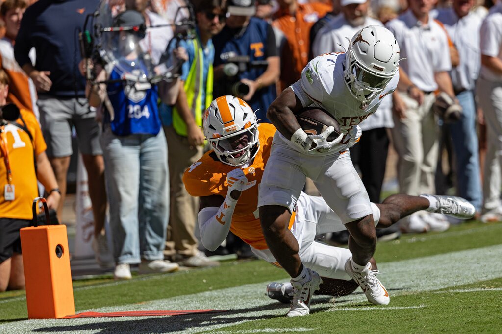 Best College Football Player Props Today: NCAAF Player Prop Bets for October 10