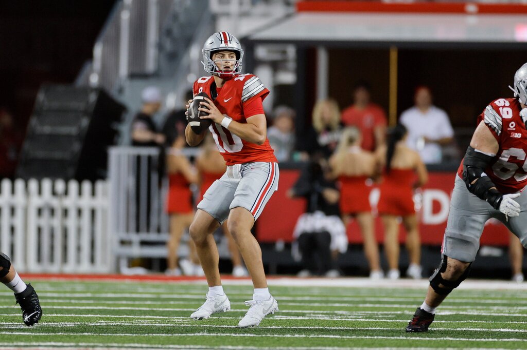 Best College Football Player Props Today: NCAAF Player Prop Bets for October 17